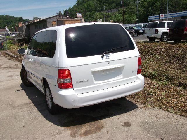 2003 Kia Sedona Elk Conversion Van