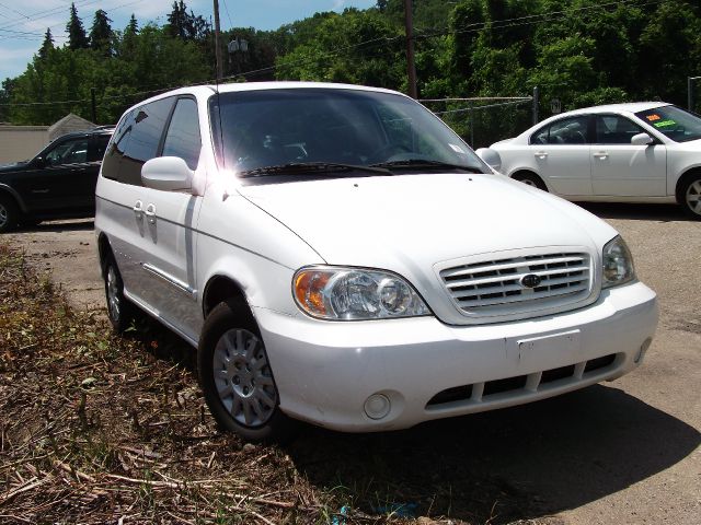 2003 Kia Sedona Elk Conversion Van