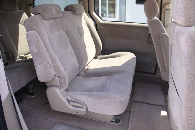 2003 Kia Sedona Elk Conversion Van