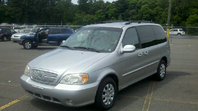 2004 Kia Sedona Elk Conversion Van