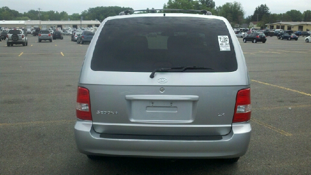 2004 Kia Sedona Elk Conversion Van