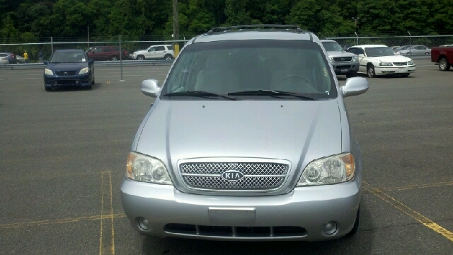 2004 Kia Sedona Elk Conversion Van