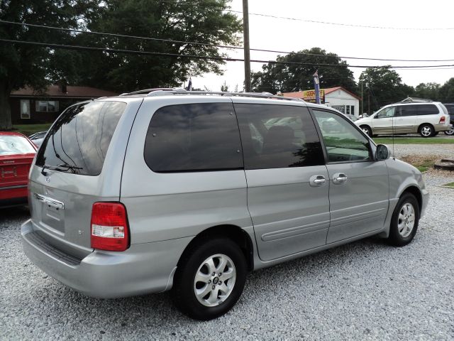 2004 Kia Sedona Open-top