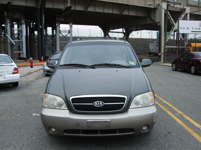 2004 Kia Sedona Open-top