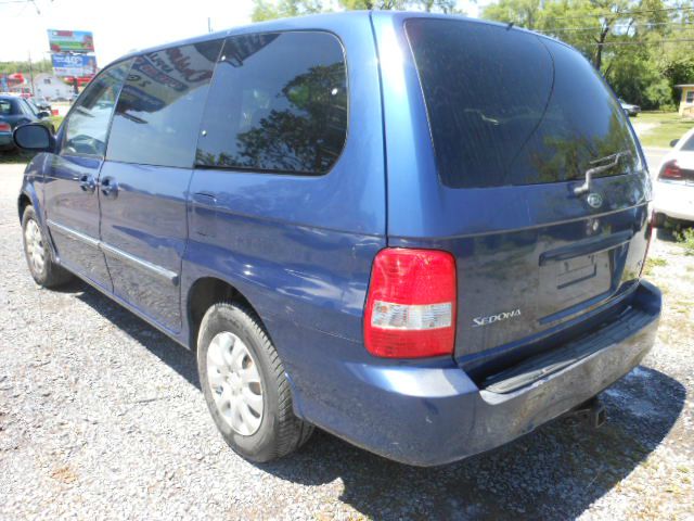 2004 Kia Sedona Elk Conversion Van