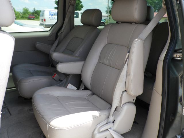 2004 Kia Sedona Elk Conversion Van