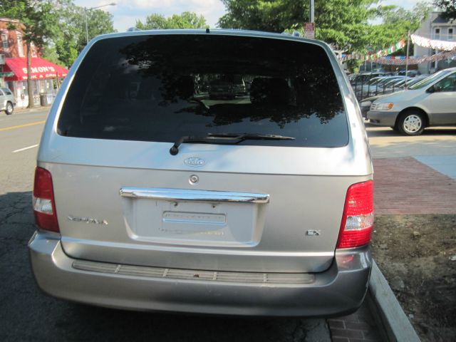 2004 Kia Sedona Open-top