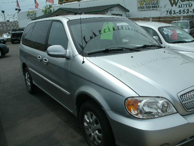 2004 Kia Sedona Elk Conversion Van