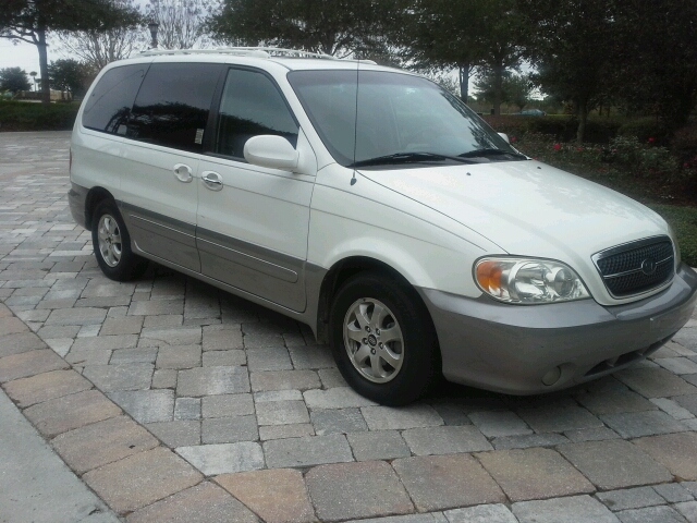 2004 Kia Sedona Open-top