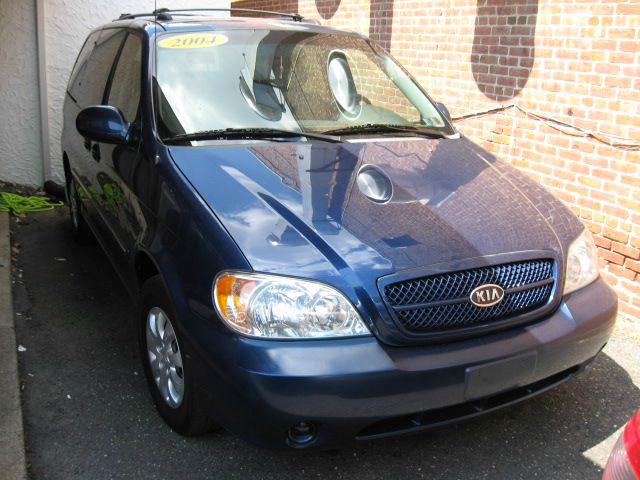 2004 Kia Sedona Open-top