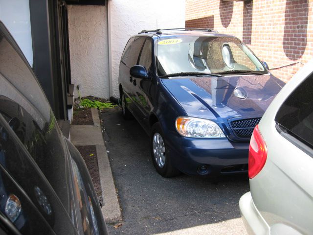 2004 Kia Sedona Open-top