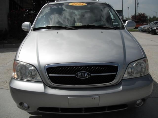 2004 Kia Sedona SL Pickup 4D 6 1/2 Ft