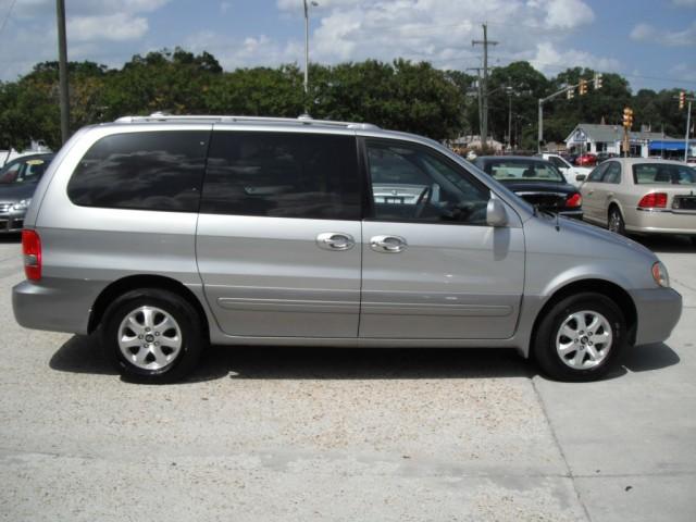 2004 Kia Sedona SL Pickup 4D 6 1/2 Ft