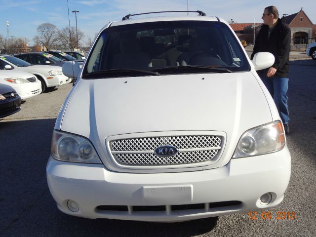 2004 Kia Sedona Elk Conversion Van