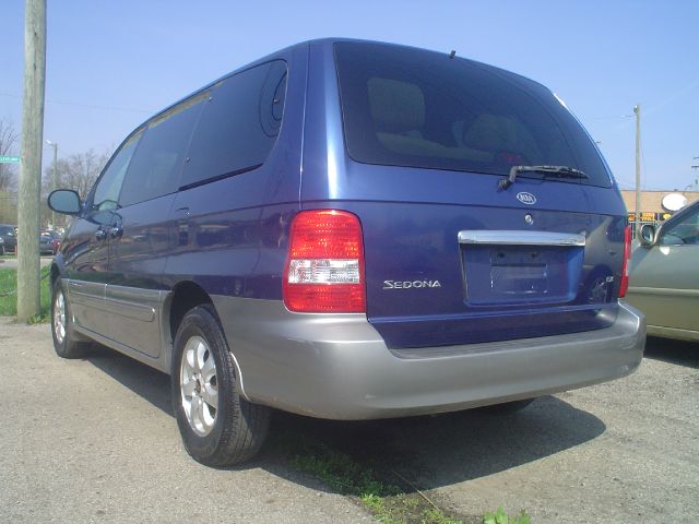 2004 Kia Sedona Open-top