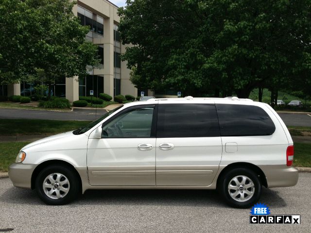 2004 Kia Sedona Open-top