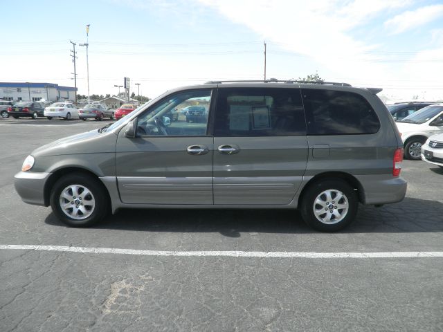 2004 Kia Sedona Open-top