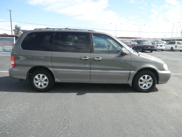 2004 Kia Sedona Open-top