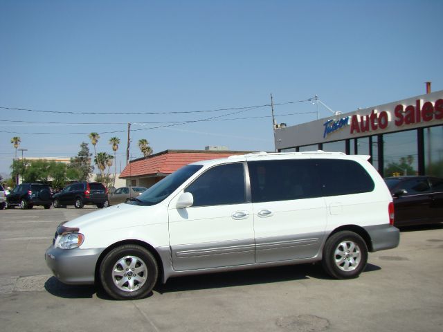 2005 Kia Sedona Open-top