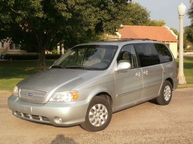 2005 Kia Sedona Elk Conversion Van