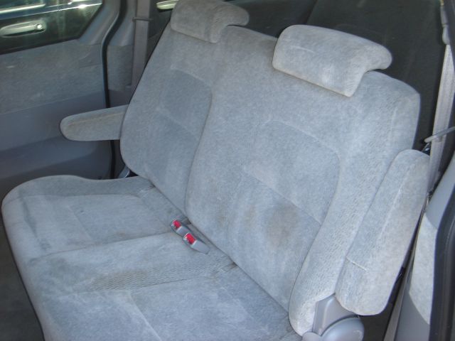 2005 Kia Sedona Elk Conversion Van