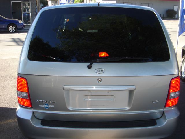 2005 Kia Sedona Elk Conversion Van