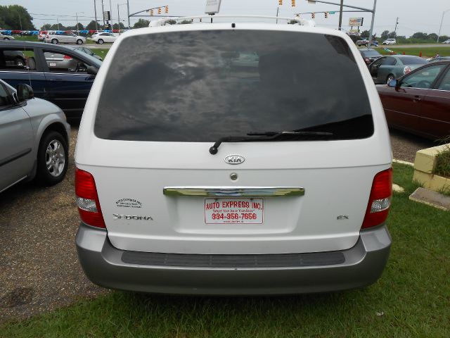 2005 Kia Sedona Open-top