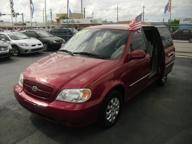 2005 Kia Sedona Elk Conversion Van