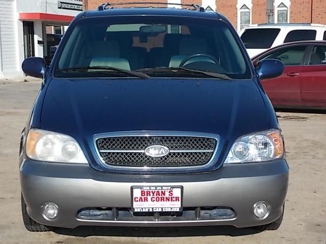 2005 Kia Sedona Open-top