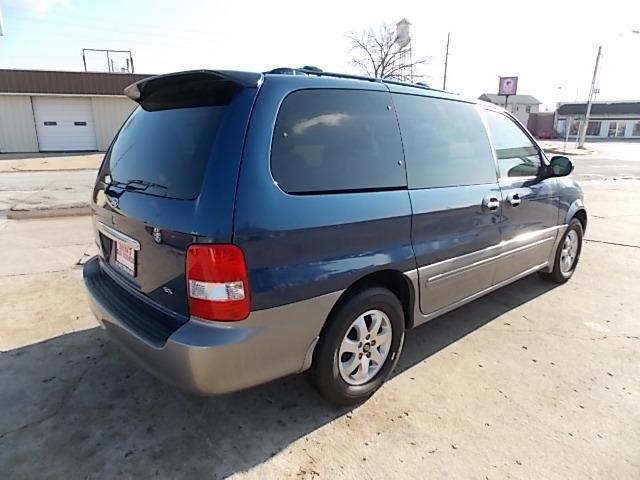 2005 Kia Sedona Open-top