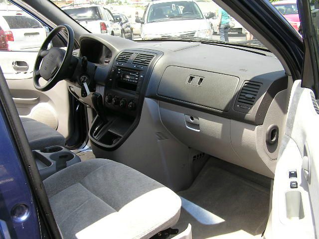 2005 Kia Sedona Elk Conversion Van