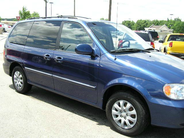 2005 Kia Sedona Elk Conversion Van