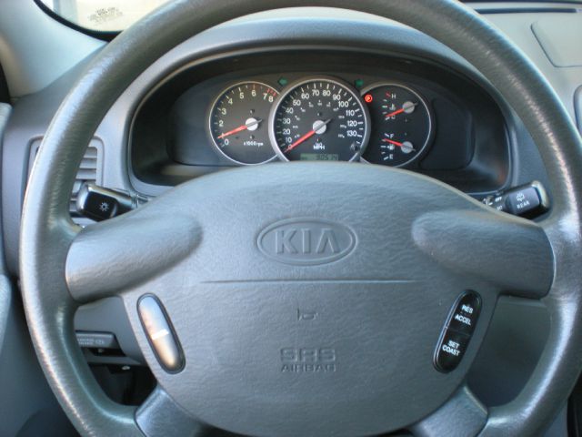 2005 Kia Sedona Elk Conversion Van