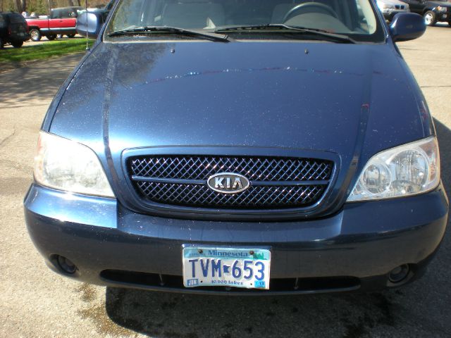 2005 Kia Sedona Elk Conversion Van