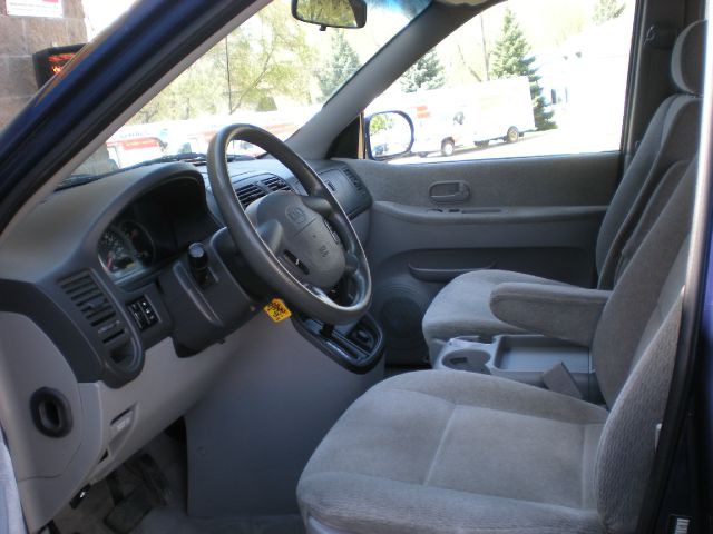 2005 Kia Sedona Elk Conversion Van