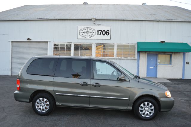 2005 Kia Sedona Elk Conversion Van