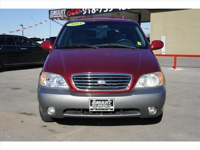 2005 Kia Sedona Open-top