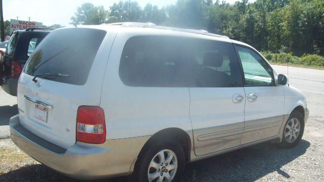 2005 Kia Sedona Open-top