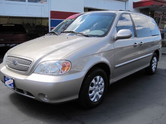 2005 Kia Sedona Elk Conversion Van