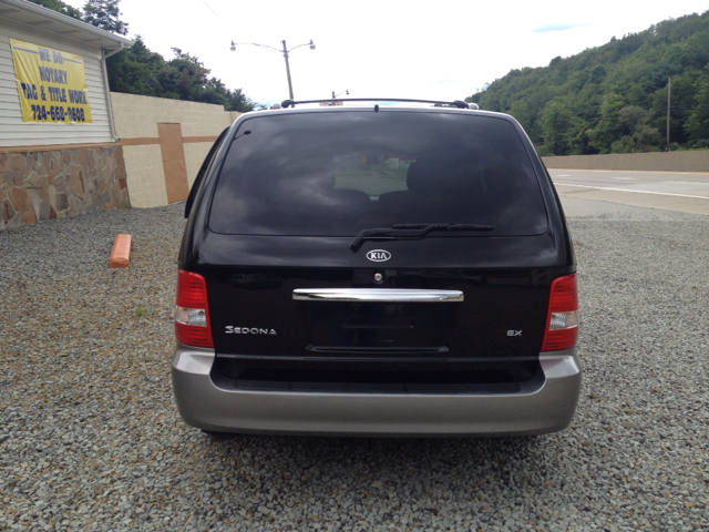 2005 Kia Sedona Open-top