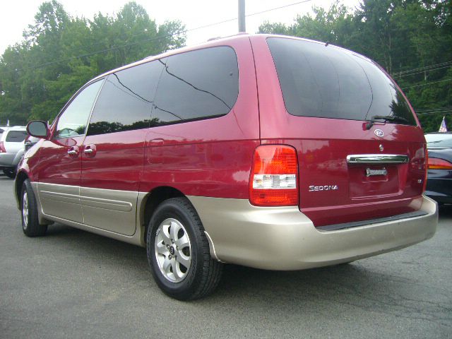 2005 Kia Sedona Open-top