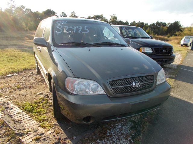 2005 Kia Sedona Elk Conversion Van