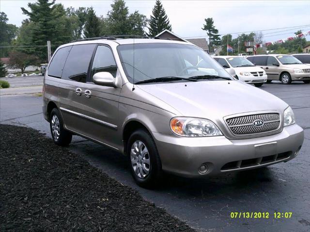 2005 Kia Sedona Open-top