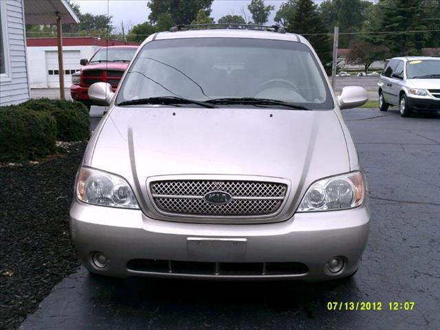 2005 Kia Sedona Open-top