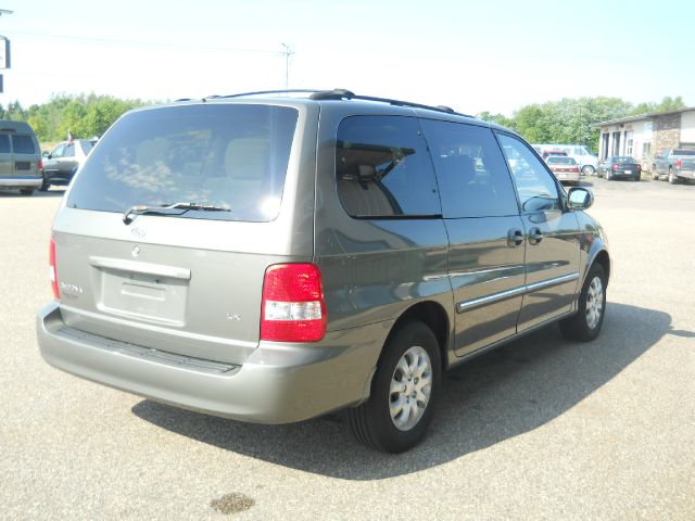 2005 Kia Sedona Elk Conversion Van