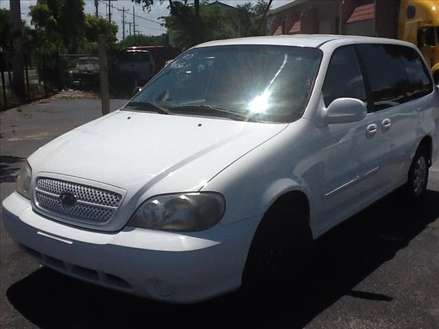 2005 Kia Sedona Elk Conversion Van