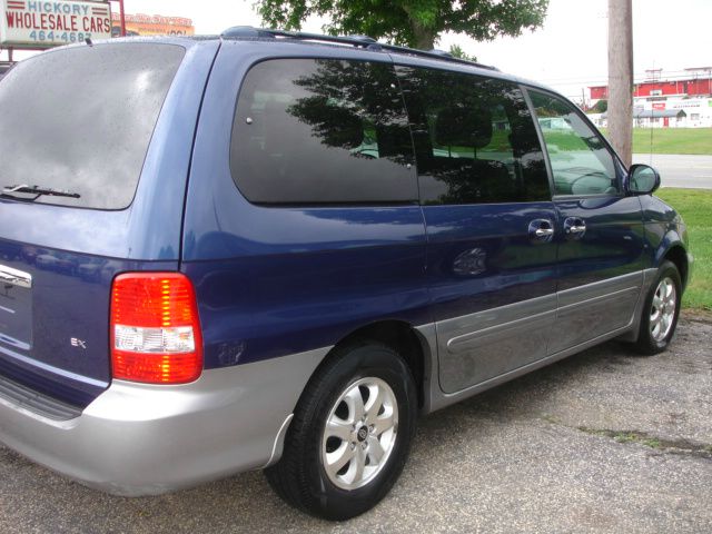 2005 Kia Sedona Open-top