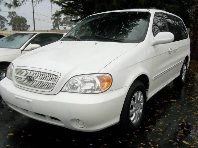 2005 Kia Sedona Open-top