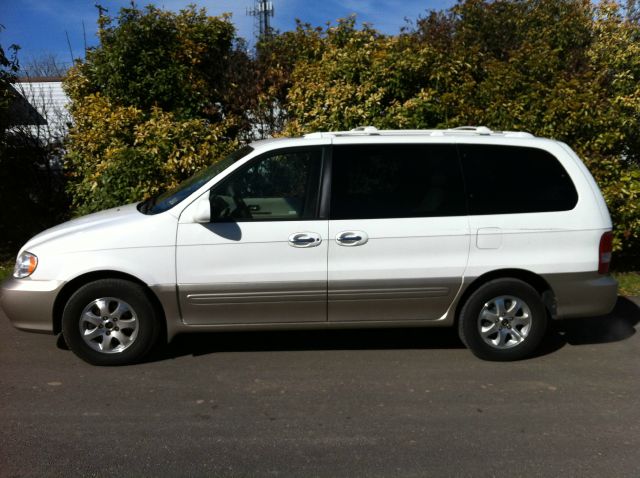 2005 Kia Sedona Unknown