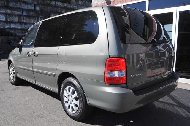 2005 Kia Sedona Elk Conversion Van